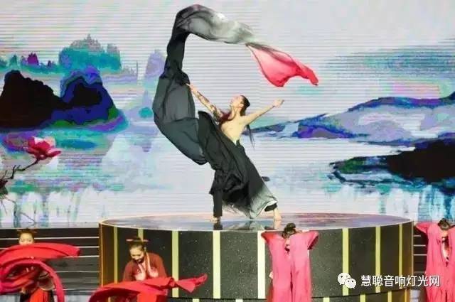 北京国际电影节开幕式全息舞台效果