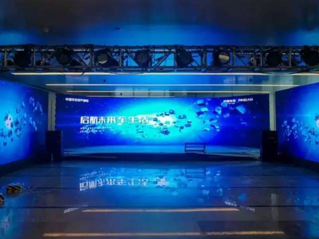 平安金融中心4D投影