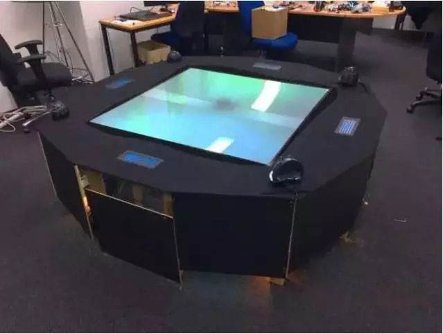 全息投影技术凭啥比VR牛逼，看看这个麻将桌吧